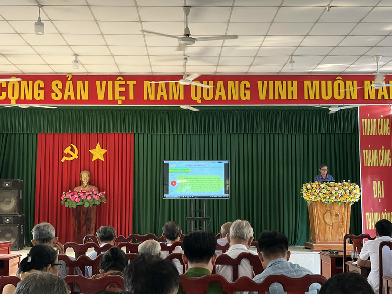Cô Tô tổ chức Hội nghị học tập, quán triệt các nghị quyết và tuyên truyền Nghị quyết của Trung ương Đảng khóa XIII