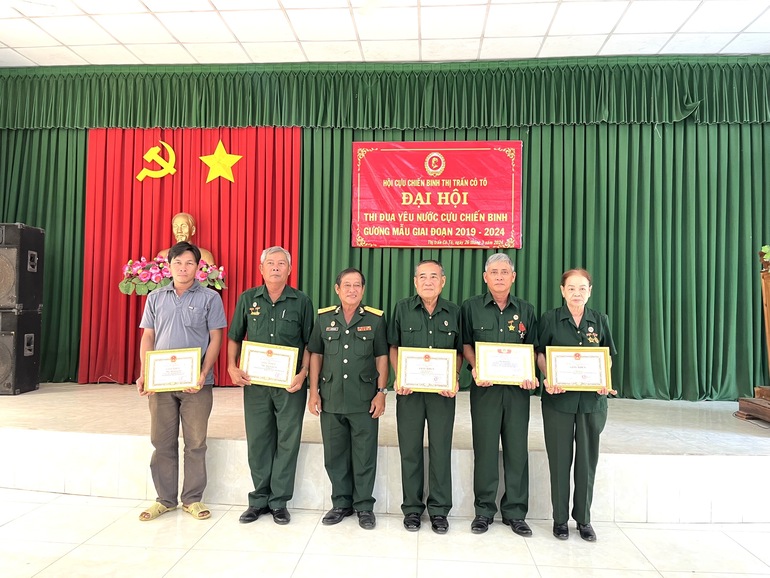 Đại hội thi đua “Cựu chiến binh gương mẫu” giai đoạn 2019 -2024 hội CCB thị trấn Cô Tô