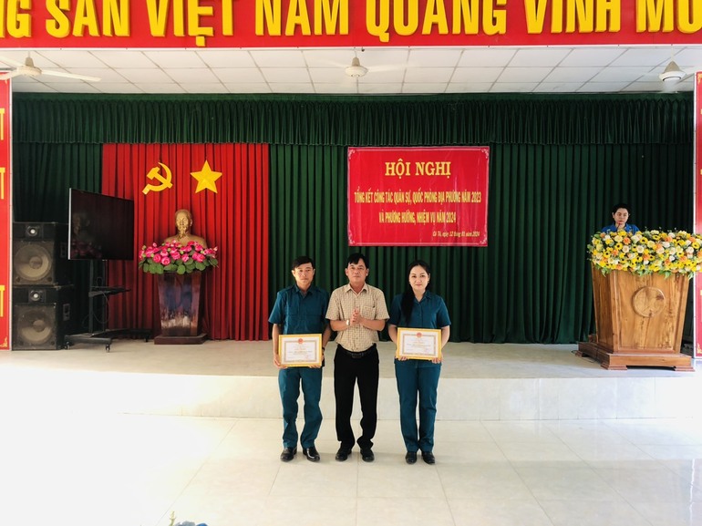 Cô Tô Tổng kết công tác quân sự - quốc phòng năm 2023