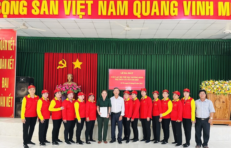 Cô Tô ra mắt câu lạc bộ thể dục dưỡng sinh